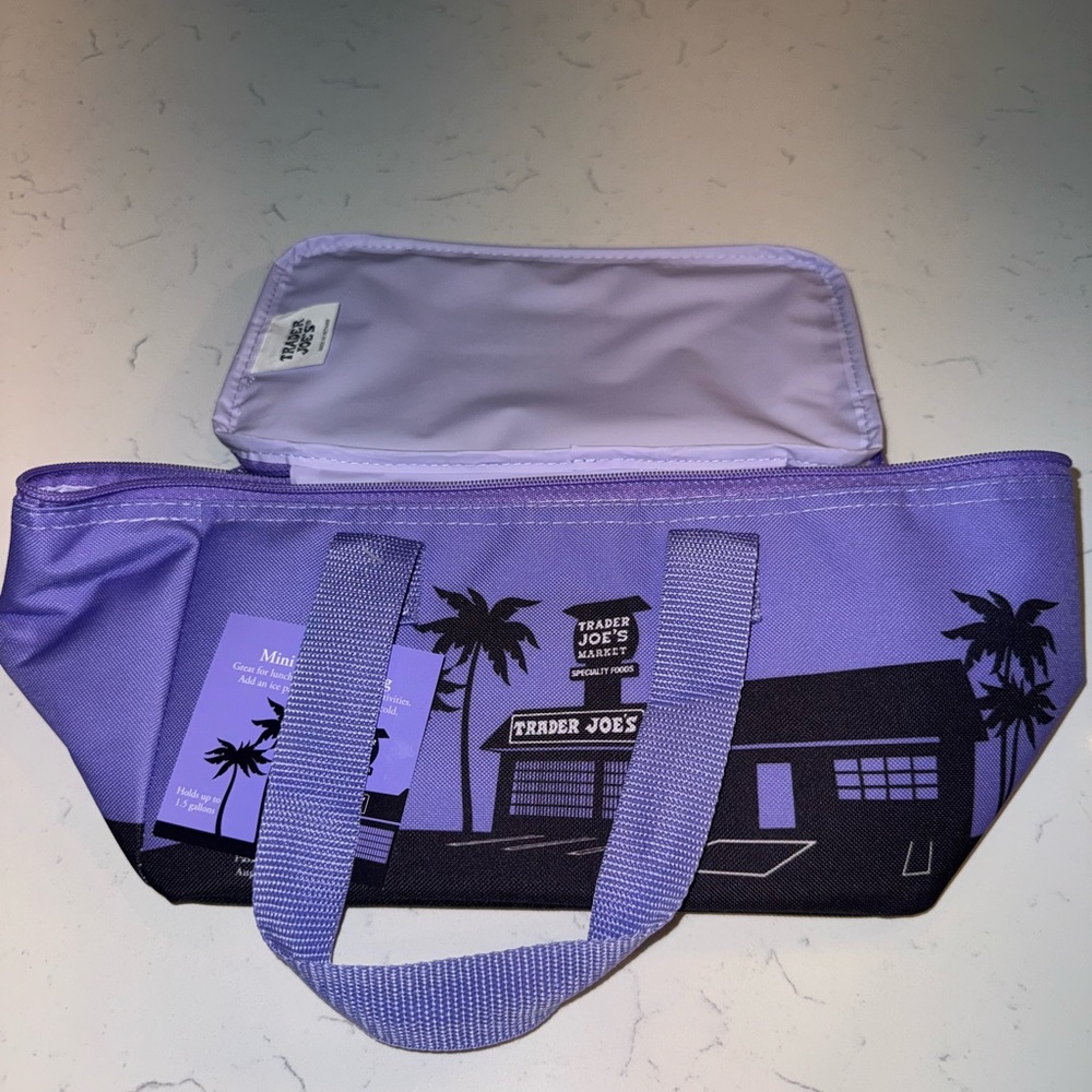 TRADER JOES MINI INSULATED BAG PURPLE NEW LUNCH BAG